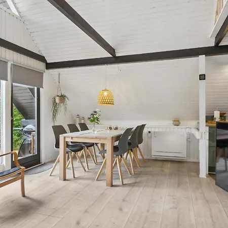 Holiday home Beautiful In With Kitchen *